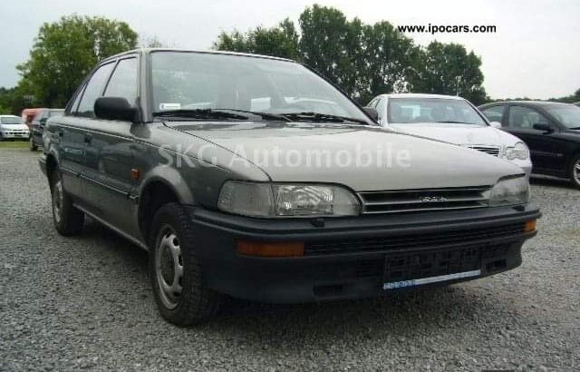 Κλάπηκε στην Λάρισα toyota corolla 89 μοντέλο με πινακίδα ΚΝΧ6953 Αυτοκίνητο- Λάρισα