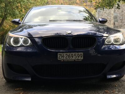 Κλάπηκε BMW E60 M5 χρώματος Interlagos Μπλέ με λευκό σαλόνι στις 04/01/2022 ξημερώματα από υπόγειο πάρκινγκ στα Βριλήσσια, έφφερε πινακίδας Ελβετίας ΖΗ269599 Αυτοκίνητο- Βριλήσσια